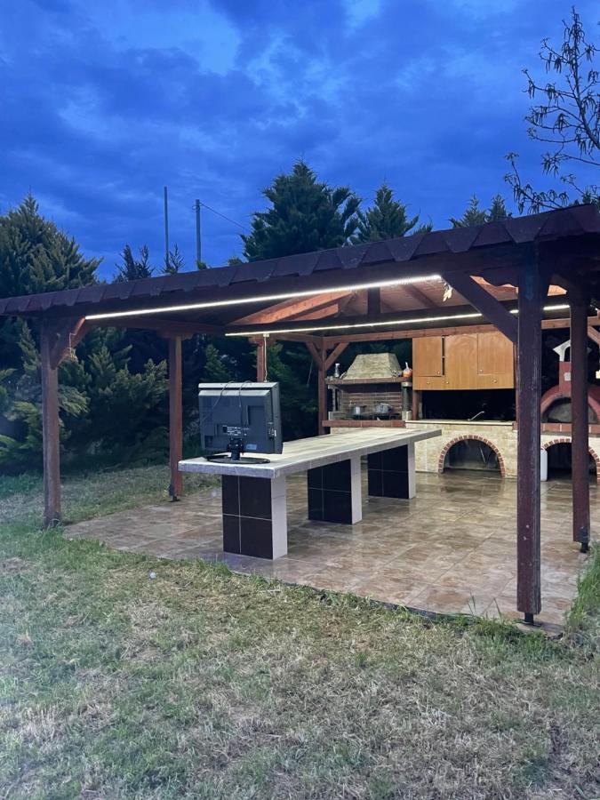 Ferienwohnung Ευχάριστο Εξοχικό Σπίτι Με Barbeque Skála Foúrkas Exterior foto