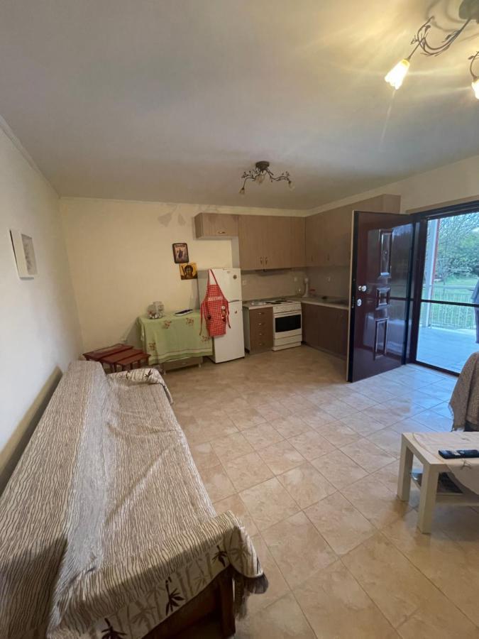Ferienwohnung Ευχάριστο Εξοχικό Σπίτι Με Barbeque Skála Foúrkas Exterior foto