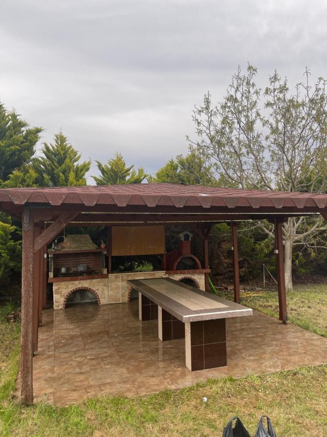 Ferienwohnung Ευχάριστο Εξοχικό Σπίτι Με Barbeque Skála Foúrkas Exterior foto